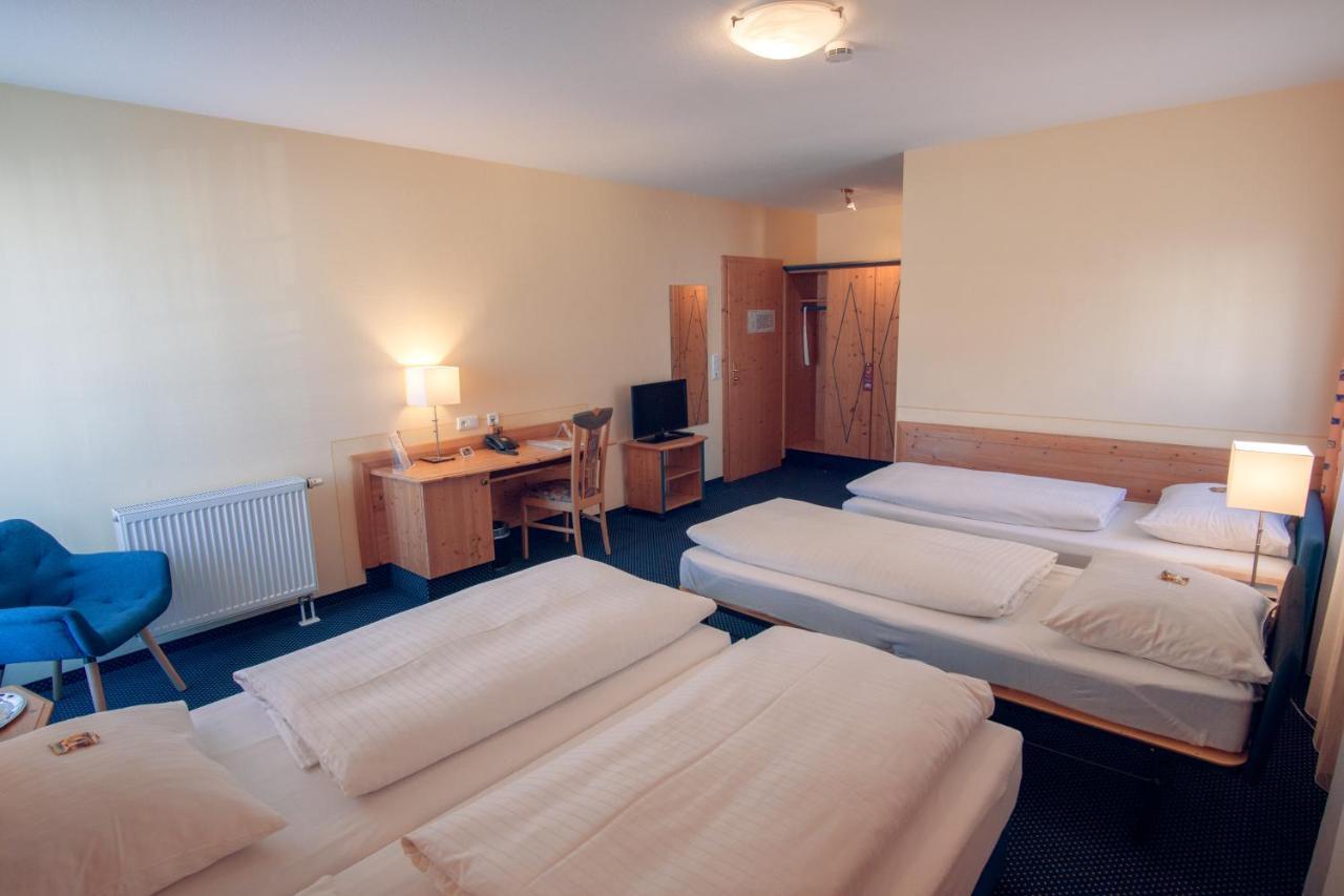 Waldeck Garni Hotel 3*