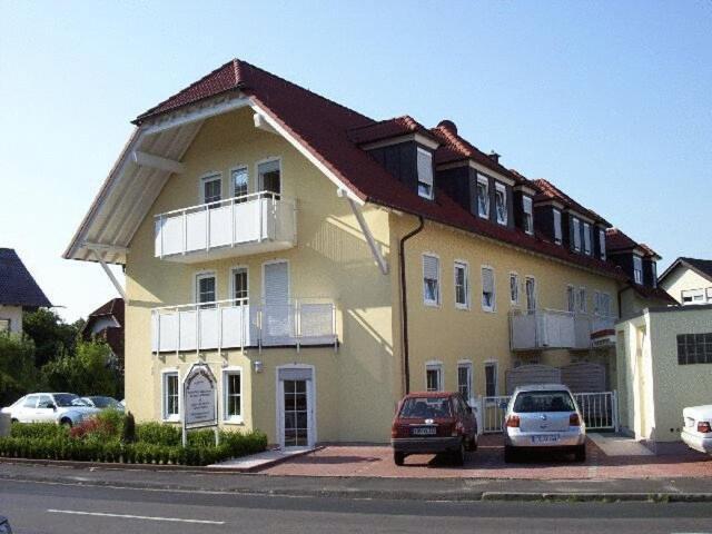 Waldeck Garni Hotel 3*